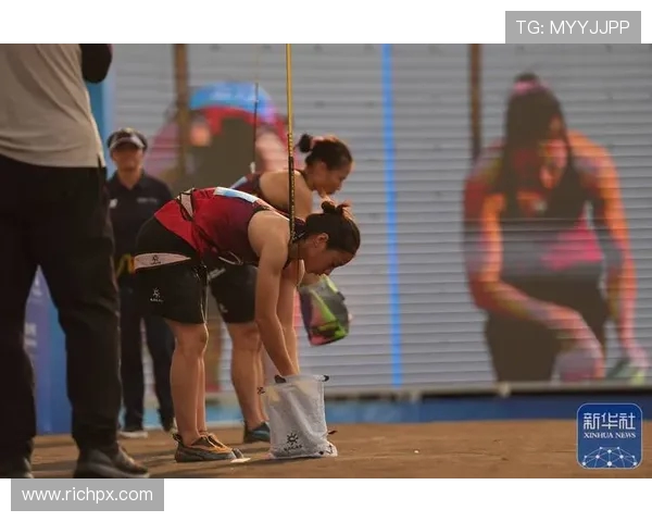 杭州攀岩队速度之争引发热议背后的技术与公平性探讨