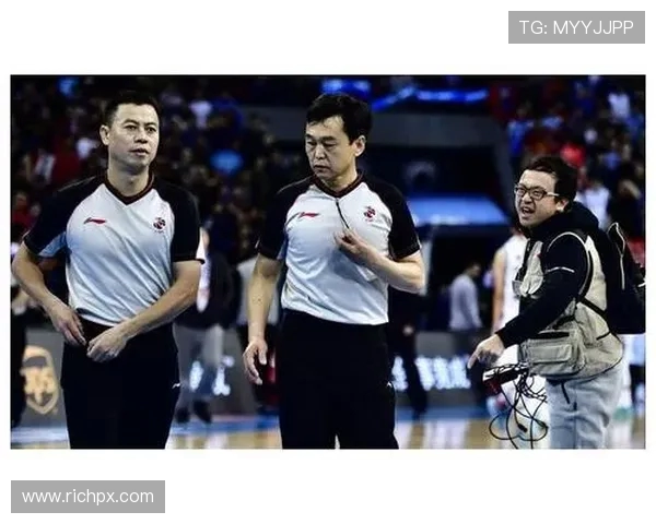 吉林与上海CBA比赛裁判报告分析及争议判罚解读